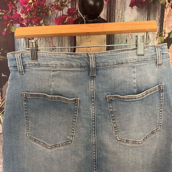 Wonder Nation raw hem denim mini skirt, size XL, good condition - Picture 9 of 12